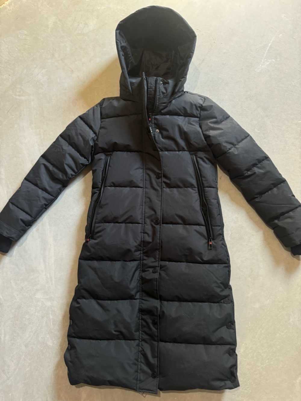 Canada Goose Black Long Puffer Coat Small – NEW w/ Tags – Retail $400
